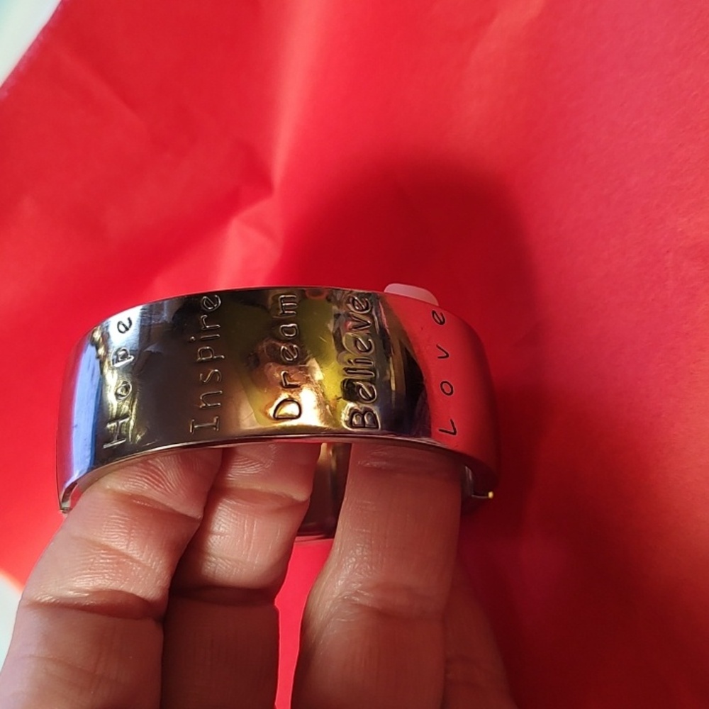 Inspirational Cuff Watch - Picture 4 of 5
